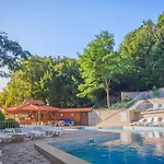 Rеgina Ξενοδοχείο 4*