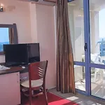 Rеgina Ξενοδοχείο