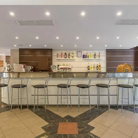 皇家全包酒店