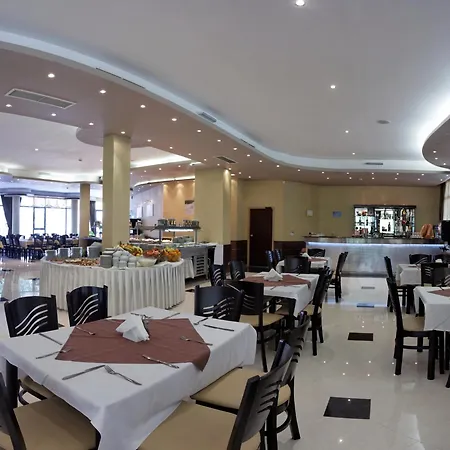 Rеgina Szálloda 4*