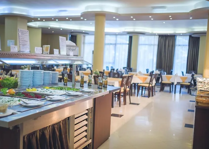 מלון Rеgina גולדן סנדס